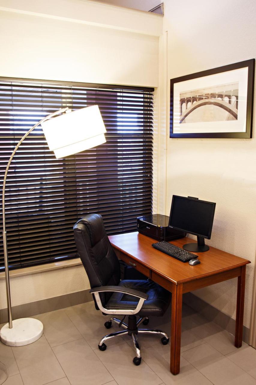 Country Inn & Suites By Radisson, Harrisburg West Mechanicsburg Exteriör bild
